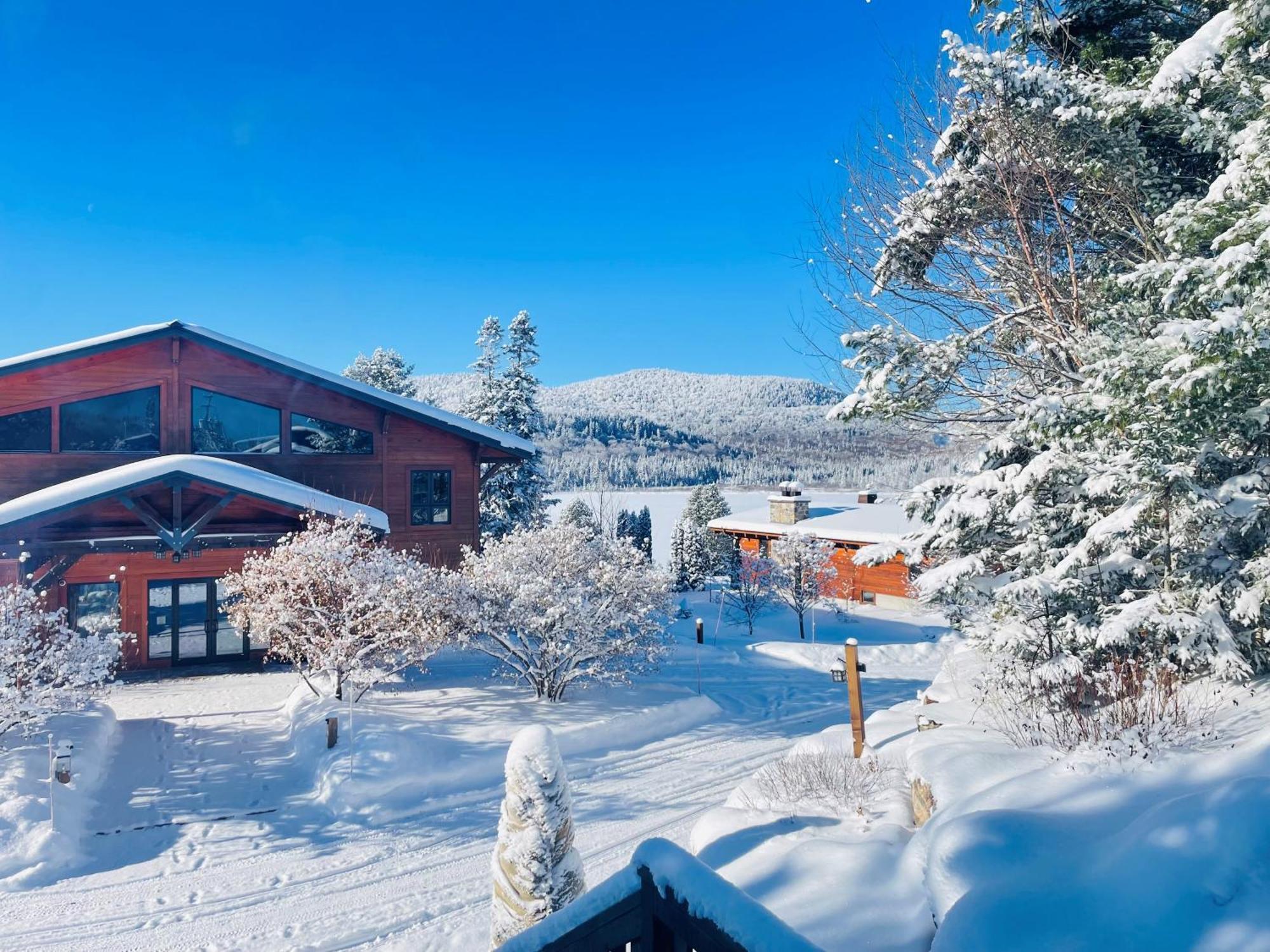 Hotel Le Grand R Saint-Donat-de-Montcalm Esterno foto